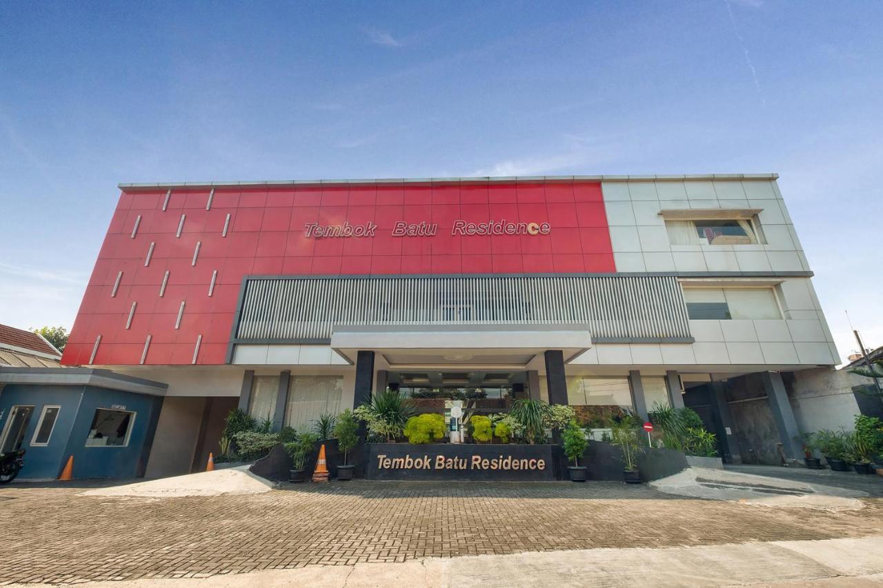 Oyo Flagship 3726 Tembok Batu Residence Tugu Ngoại thất bức ảnh