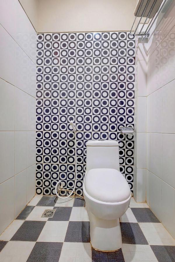 Oyo Flagship 3726 Tembok Batu Residence Tugu Ngoại thất bức ảnh
