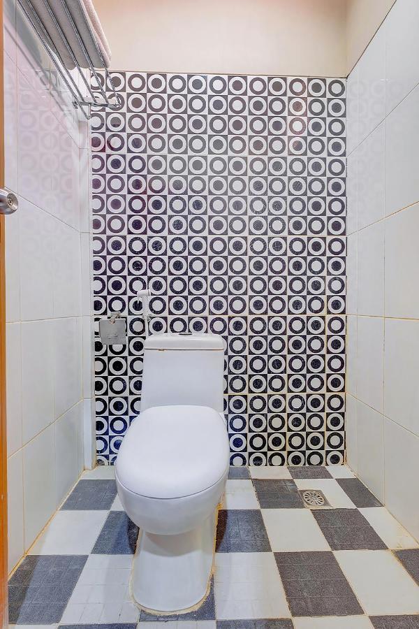 Oyo Flagship 3726 Tembok Batu Residence Tugu Ngoại thất bức ảnh